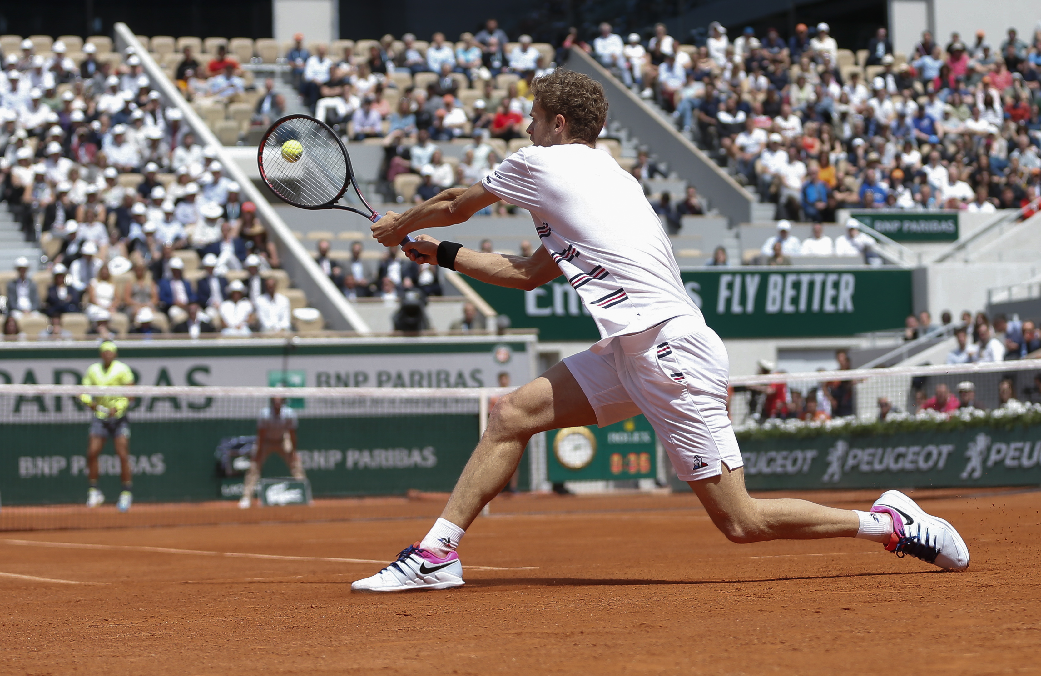 ATP总决赛力克法网,纳达尔点燃赛场 ATP总决赛力克法网,纳达尔点燃赛场