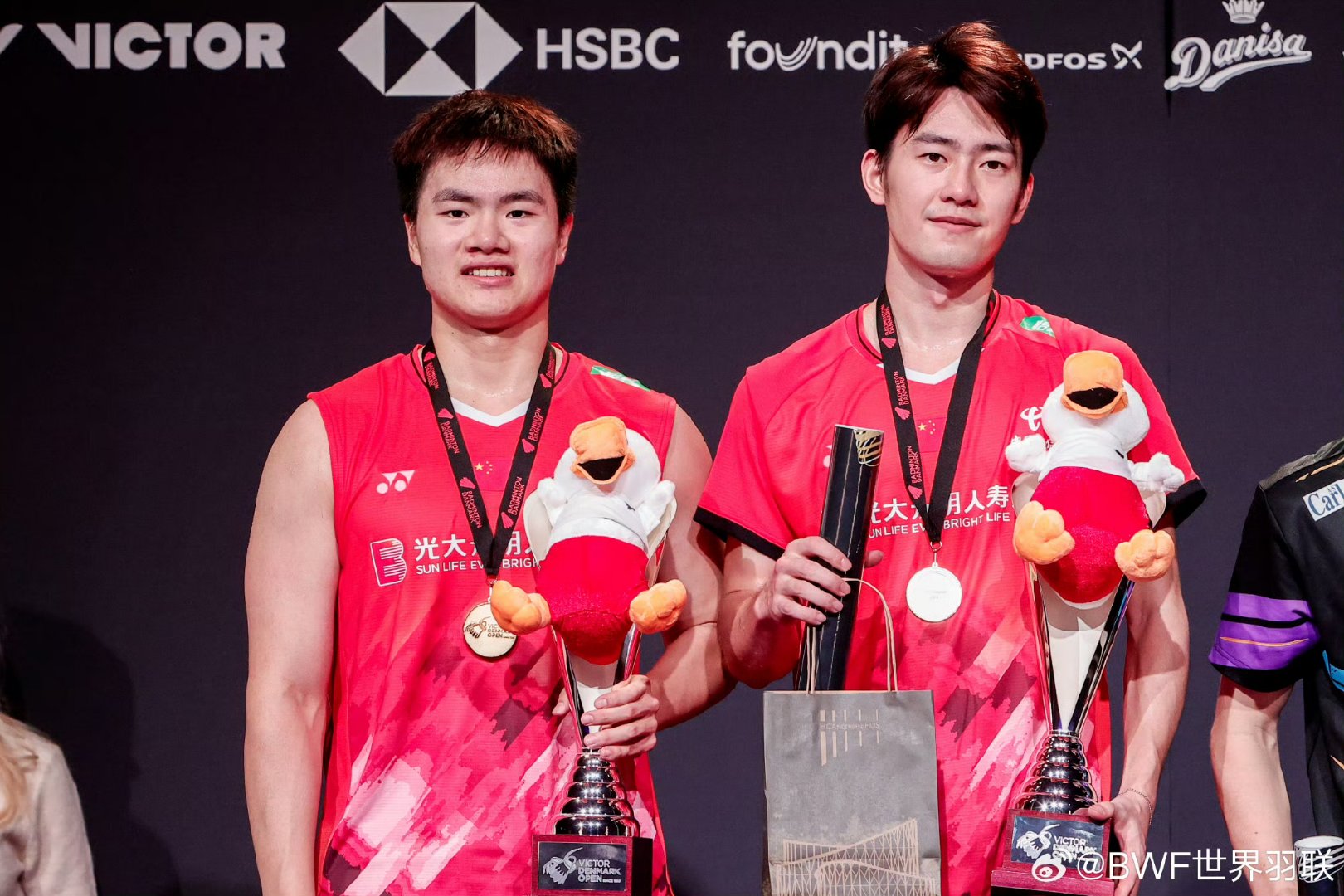 丹麦羽毛球队力克日本羽毛球队，戴资颖高光表现