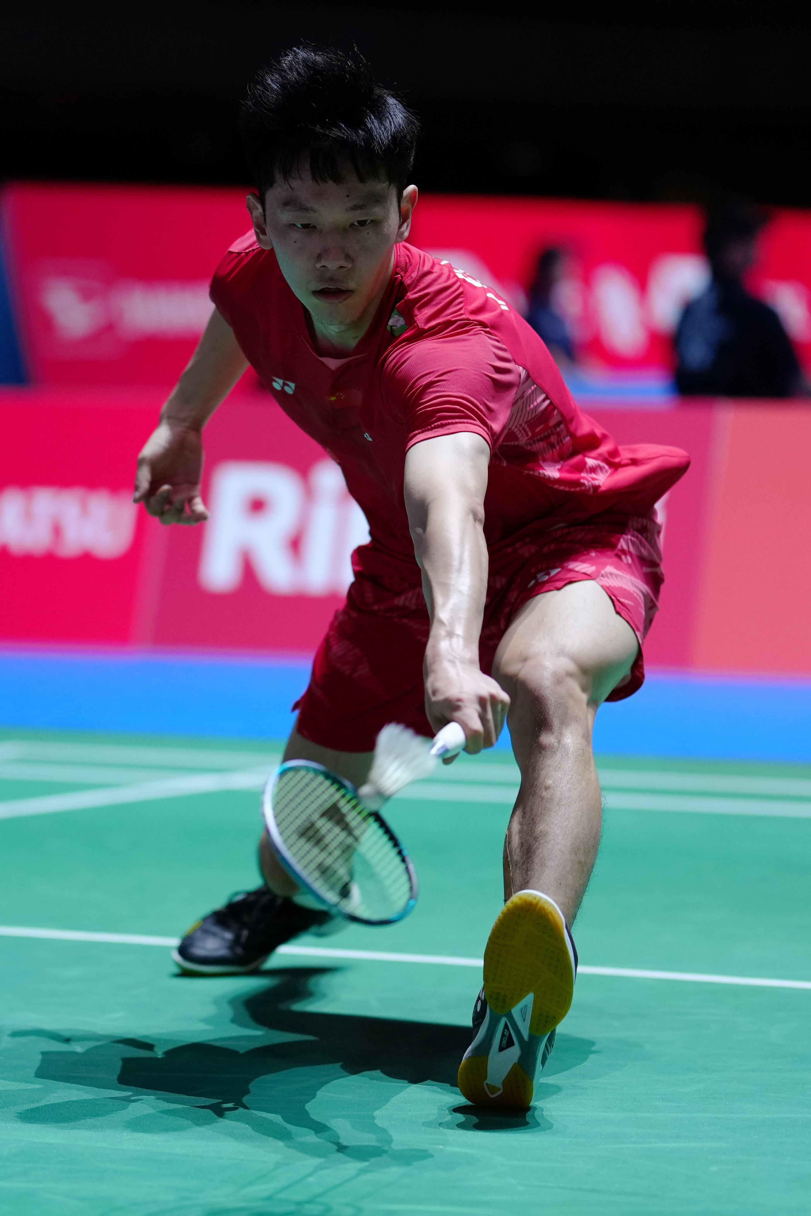 日本羽毛球队强势丹麦羽毛球队，戴资颖绝境逆转