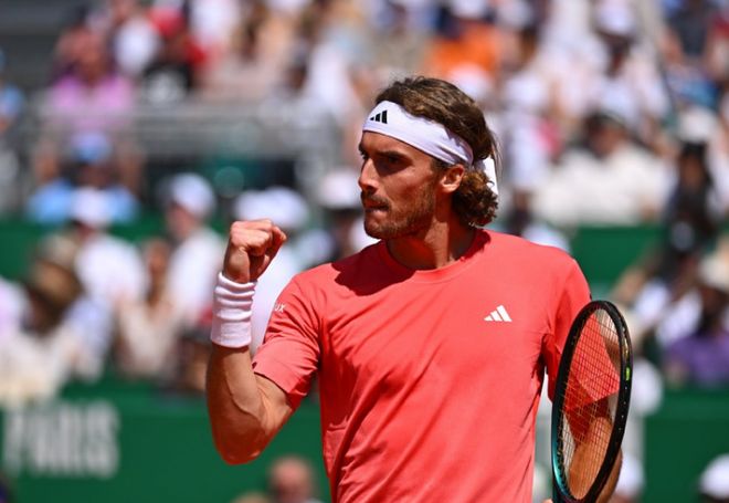 澳大利亚网球队爆冷西班牙网球队，西西帕斯关键制胜