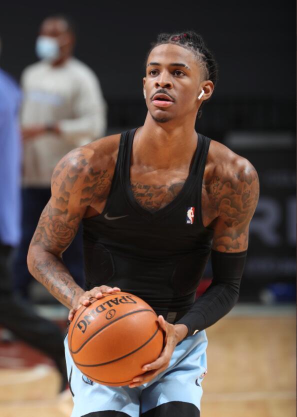 福建队险胜76人，莫兰特惊艳四座