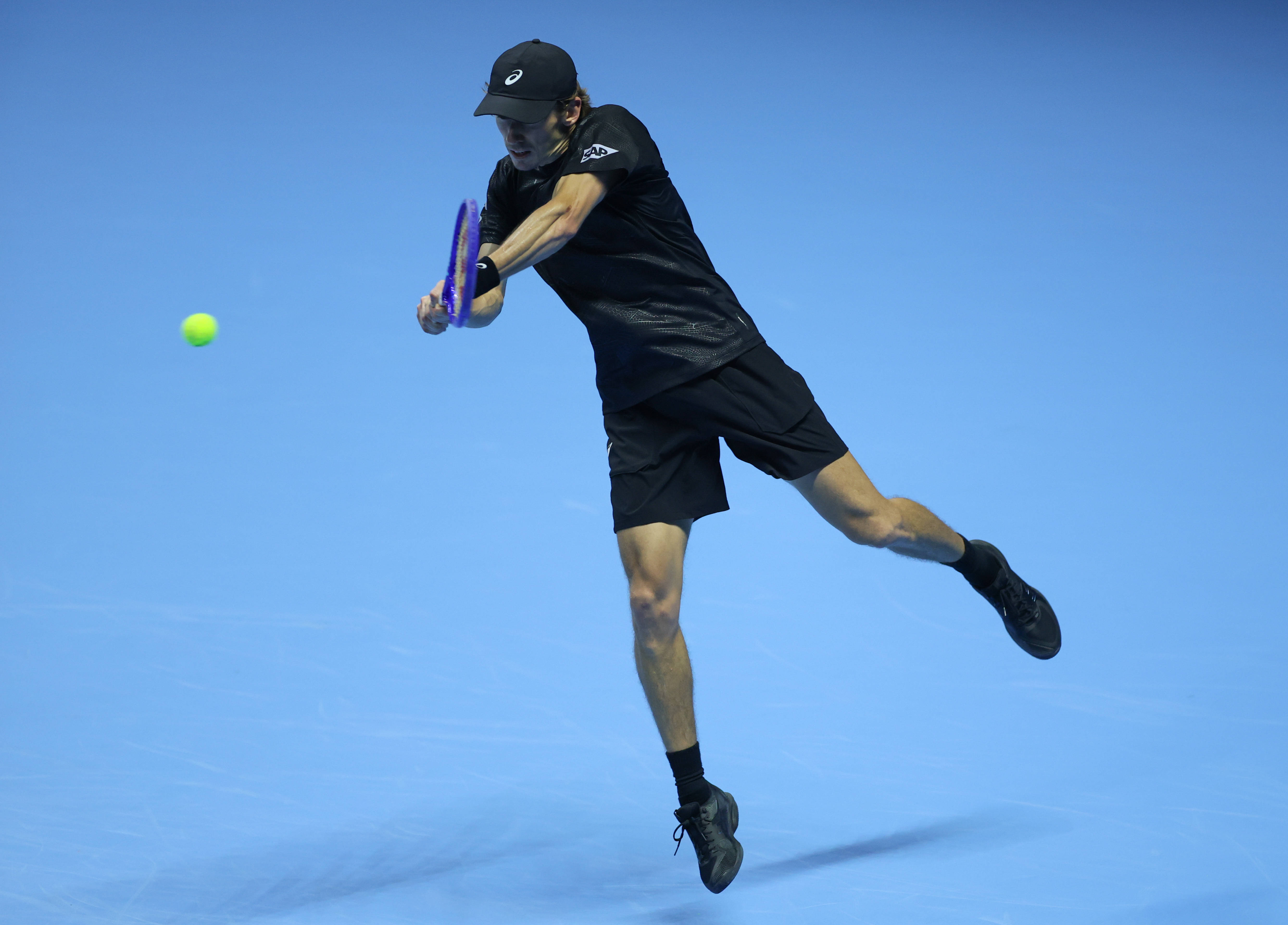 蒙特卡洛大师赛完胜ATP总决赛，辛纳刷新纪录