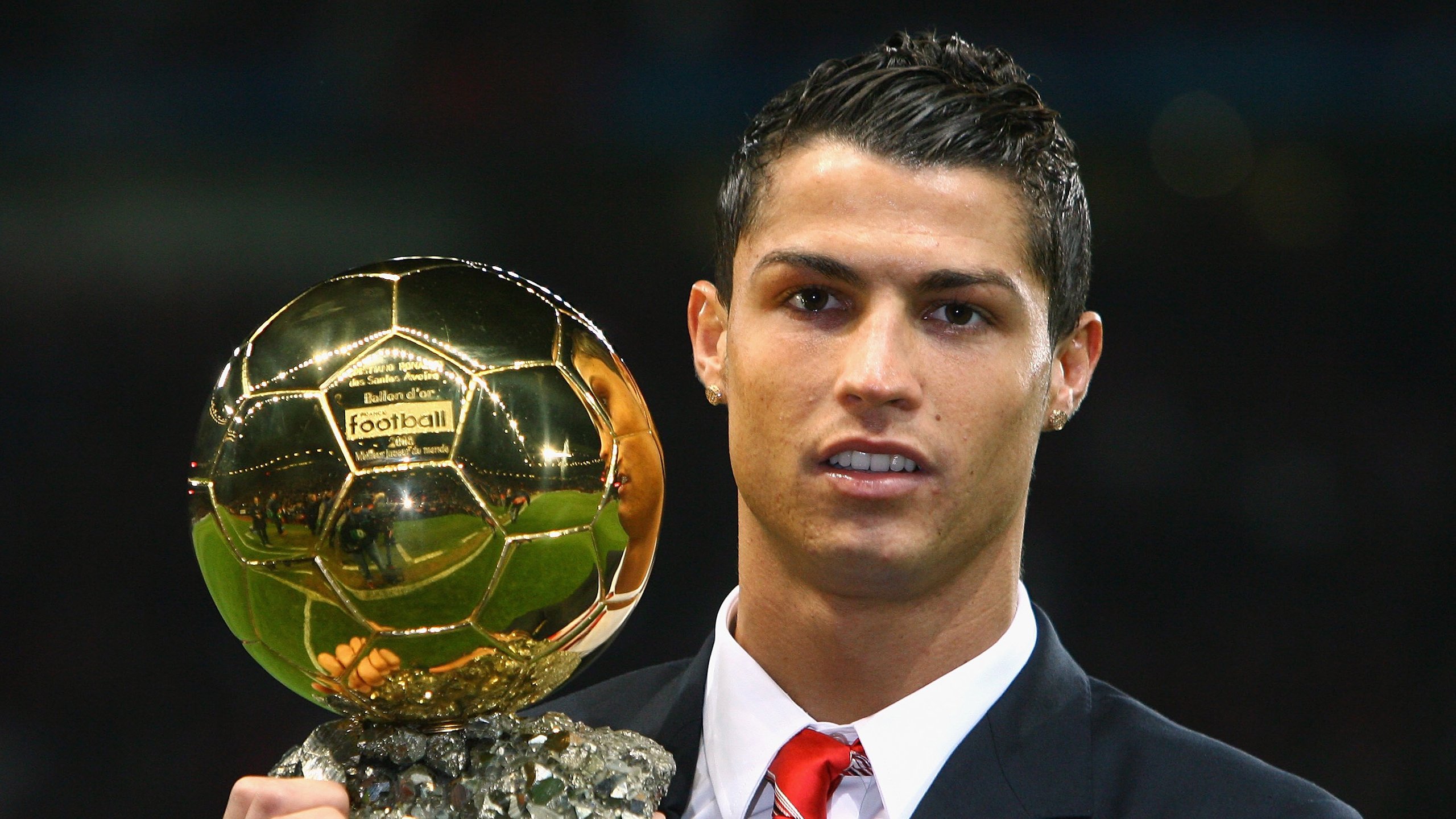 奥运周期关键战焦点战，马赛封锁葡萄牙，战术博弈背后的奥运战略启示